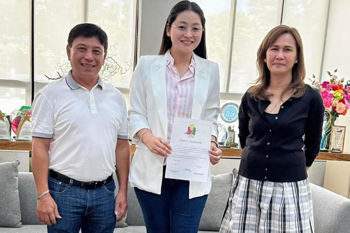 Mayor Alice Guo was sworn in as member of the Nationalist People's Coalition in August 2023. Image credit: Provincial Government of Tarlac