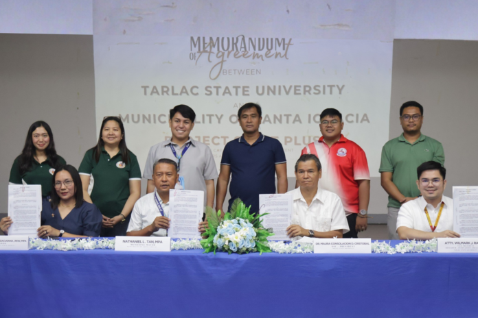 Mayor Nathaniel Tan and TSU's Atty. Brigido B. Corpuz lead the MOA signing for Project START+, strengthening child development workers in Santa Ignacia. (Photo: Center for Community and Local Governance Studies and Policy Development/FB)