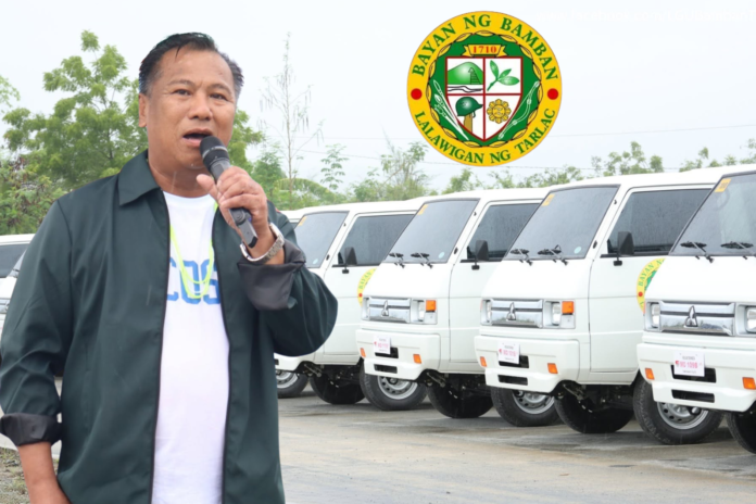 Bamban Mayor Jose Salting Jr. leads the turnover and blessing of 11 L300 units for the barangays. (Photo: LGU Bamban Tarlac)