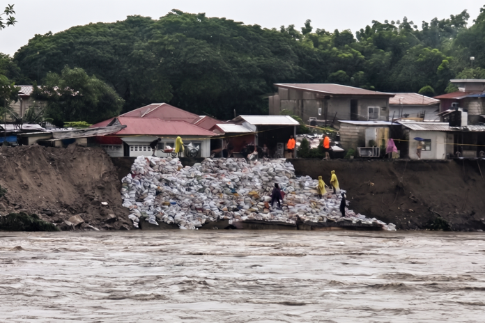 The dike collapse has raised concerns regarding the structural integrity of the project, which was completed just six months ago.